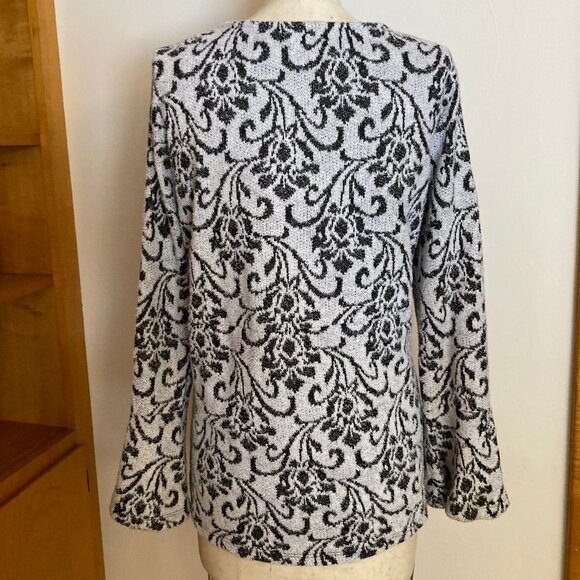 One World Eyelash Knit Top - Picture 6 of 6